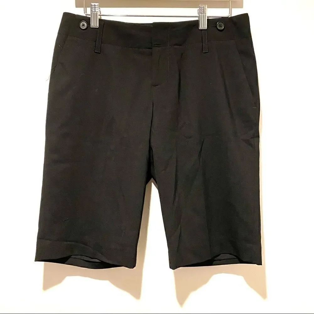 Banana Republic Martin Fit Stretch size 6 Bermuda